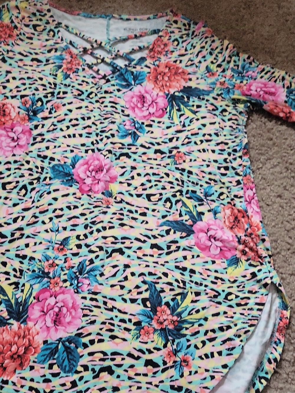 Torrid  Super Soft Crisscross T